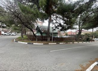 Продам земельный участок, 6.3 сот., Геленджик, улица Калинина, 12