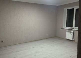 Продается квартира студия, 27 м2, Элиста, улица Братьев Алёхиных, 34