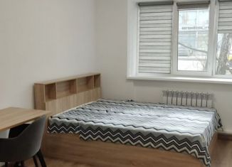 Сдается 1-комнатная квартира, 40 м2, Москва, улица Металлургов, 33, район Перово