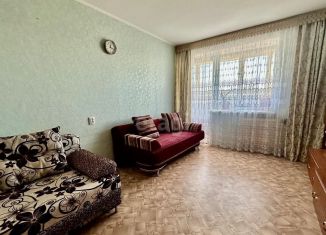 Продам 2-комнатную квартиру, 46.8 м2, Стерлитамак, Коммунистическая улица, 38