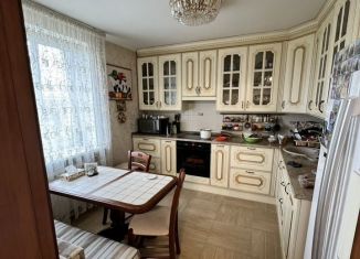 Сдается 3-ком. квартира, 106 м2, посёлок ВНИИССОК, улица Дружбы, 8