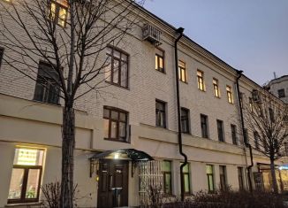 Продам квартиру студию, 12.1 м2, Москва, улица Арбат, 4с1-1А, метро Арбатская