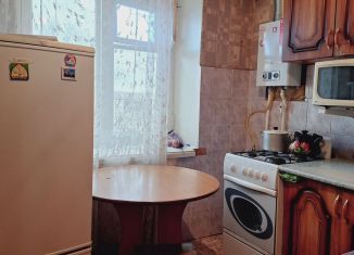 Продажа 2-комнатной квартиры, 41.9 м2, Мценск, улица Гагарина, 74Б