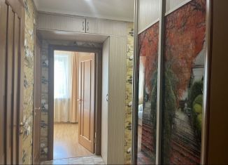 Сдается трехкомнатная квартира, 65 м2, посёлок Металлострой, Полевая улица, 3