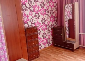 Сдается в аренду 1-ком. квартира, 35 м2, Тихвин, 1-й микрорайон, 5