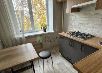 Продам 1-ком. квартиру, 31 м2, Саратов, улица имени С.Ф. Тархова, 21Б, Ленинский район