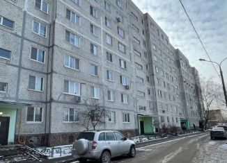 Сдается в аренду однокомнатная квартира, 39 м2, Орехово-Зуево, улица Володарского, 10