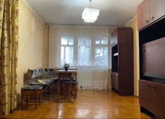 Продаю 2-ком. квартиру, 45 м2, Краснодар, улица Гагарина, 143