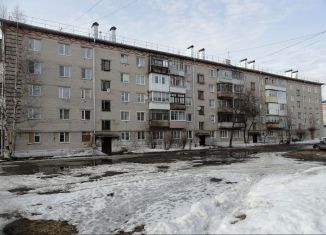 Продается 2-комнатная квартира, 49.2 м2, Микунь, улица Дзержинского, 32