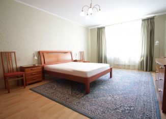 Аренда 3-комнатной квартиры, 95 м2, Калининградская область, Озёрная улица, 45