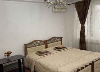 Сдам 1-комнатную квартиру, 35 м2, Дагестан, улица Расулбекова, 11