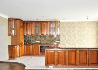 Продажа 3-комнатной квартиры, 124 м2, Тюменская область, Холодильная улица, 138