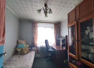 Продажа трехкомнатной квартиры, 57 м2, село Дубровицы, улица Крутец, 2