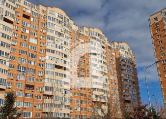 Трехкомнатная квартира на продажу, 84.7 м2, Краснодар, улица Симиренко, 71к1, улица Симиренко