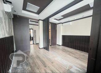 Продам 3-ком. квартиру, 94.9 м2, Москва, улица Красина, 7с1, улица Красина