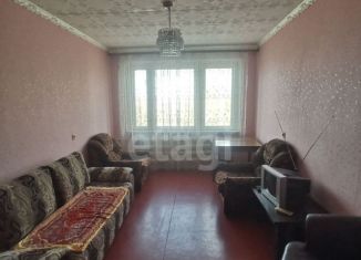 3-комнатная квартира на продажу, 64 м2, село Александровка, улица Долганова, 2