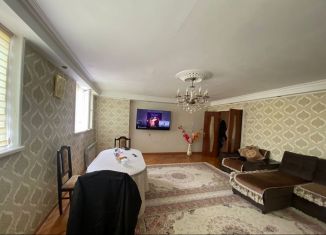Продаю 5-комнатную квартиру, 98 м2, Дербент, улица Расулбекова, 14А
