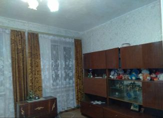 Продаю 2-комнатную квартиру, 58 м2, Красноуральск, улица Строителей, 12