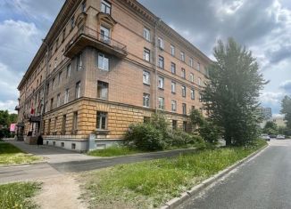 Продаю 4-комнатную квартиру, 108.8 м2, Санкт-Петербург, улица Седова, 19, метро Елизаровская