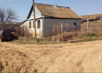 Продаю дом, 80 м2, село Заплавное, улица Дзержинского