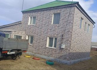 Продам дом, 139 м2, посёлок городского типа Чернышевск