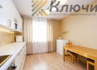 Продам 1-комнатную квартиру, 53.7 м2, Новосибирск, метро Площадь Ленина, улица Семьи Шамшиных, 30