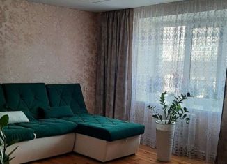 Продается 2-комнатная квартира, 62 м2, Кукмор, улица Ленина, 132А