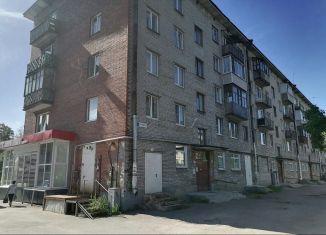 Продается трехкомнатная квартира, 56.2 м2, Приозерск, Привокзальная улица, 5