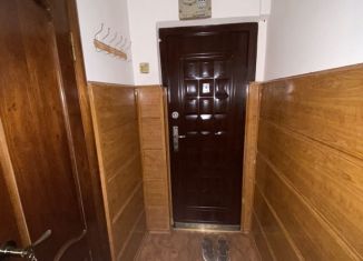 Продаю 2-комнатную квартиру, 45 м2, Грозный, 4-й микрорайон, улица Дьякова, 15