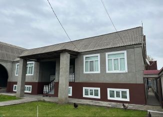Продам дом, 350 м2, село Старые-Атаги, Нагорная улица