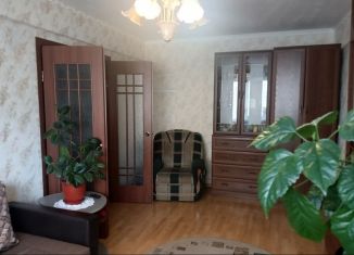 Продается 3-комнатная квартира, 49 м2, Каменск-Уральский, улица Лермонтова, 105