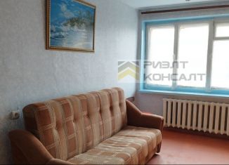 2-комнатная квартира на продажу, 49 м2, Омск, улица Челюскинцев, 102к1