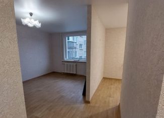 Продам 1-комнатную квартиру, 29.4 м2, Новосибирск, улица Тургенева, 200, метро Золотая Нива