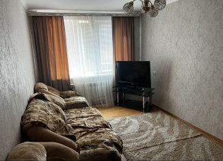 Сдаю 1-комнатную квартиру, 40 м2, Дагестан, проспект Агасиева, 20Б