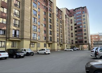 Продаю двухкомнатную квартиру, 62 м2, Владикавказ, улица Хадарцева, 10А, 12-й микрорайон