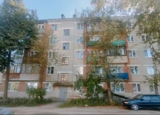 2-комнатная квартира на продажу, 42.1 м2, посёлок Балакирево, улица 60 лет Октября, 3