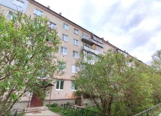 Продам трехкомнатную квартиру, 52.2 м2, Бор, улица Рослякова, 16