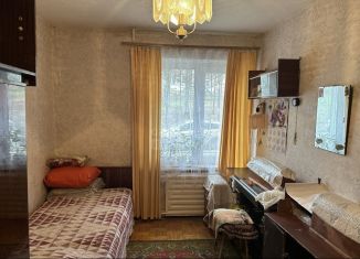 3-комнатная квартира на продажу, 53.5 м2, Ижевск, Устиновский район, улица имени Барышникова, 13