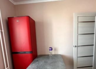 Сдам в аренду однокомнатную квартиру, 38 м2, Тюмень, улица Монтажников, 42, ЖК Пятый квартал