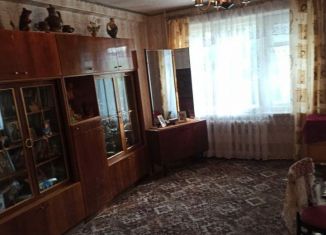 Продается трехкомнатная квартира, 60 м2, Клинцы, улица Ворошилова, 54