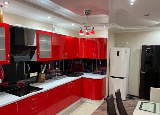 Сдам 1-комнатную квартиру, 50 м2, Ростов-на-Дону, улица Пацаева, 18, ЖК Звёздный