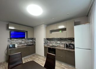 Продам трехкомнатную квартиру, 90 м2, Тюмень, улица Константина Посьета, 16, ЖК Квартал 1964