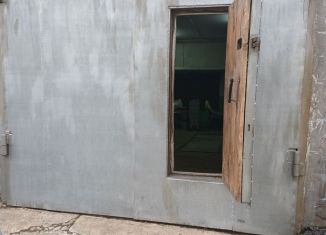 Продаю гараж, 30 м2, Губаха, улица Суворова