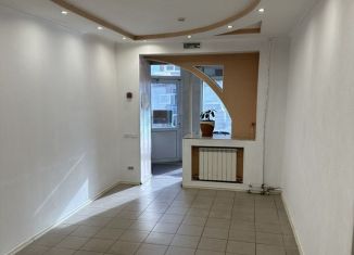 Сдам в аренду помещение свободного назначения, 22 м2, Кыштым, улица Ленина, 6