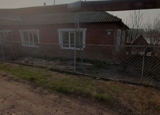 Продаю дом, 60 м2, село Топчиха, улица Орджоникидзе, 38
