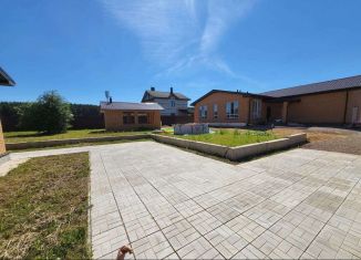 Продам дом, 240 м2, деревня Чапаевка, улица Ленина