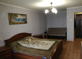 Однокомнатная квартира в аренду, 45 м2, Новокуйбышевск, улица Островского, 12