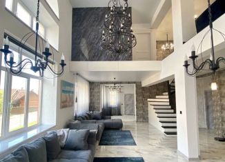 Продаю коттедж, 305 м2, посёлок Дубровка, Кленовая улица