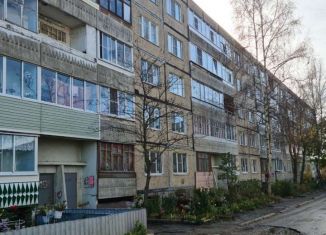 Продается двухкомнатная квартира, 58.1 м2, поселок городского типа Балакирево