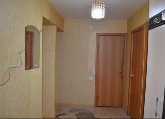 Продается 3-комнатная квартира, 73 м2, деревня Кузнечиха (Кузнечихинский сельский округ), улица Нефтяников, 18